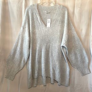 Brand new american eagle V-neck sweater, light grey.